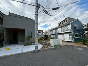 【前面道路含む現地写真】 | 2025年10月10日撮影