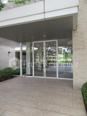 【エントランス】 | レジディア南千住 | エントランス前