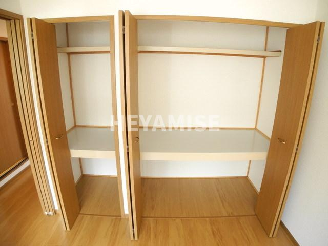 サンヒルズ弐番館の収納