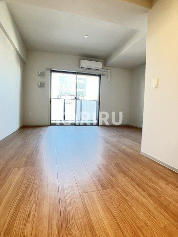 プラウディア今里の居間・リビング