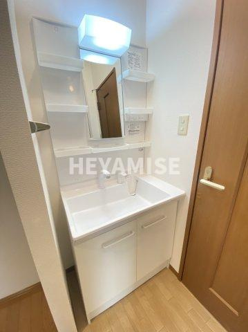 ミレニアム2000 B棟の洗面所