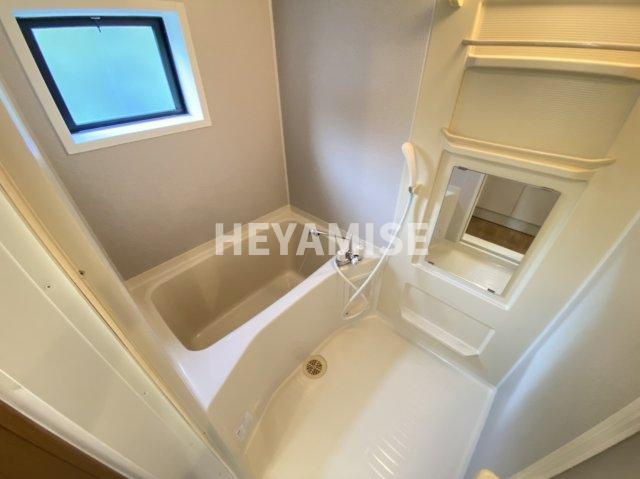 ミレニアム2000 B棟の浴室