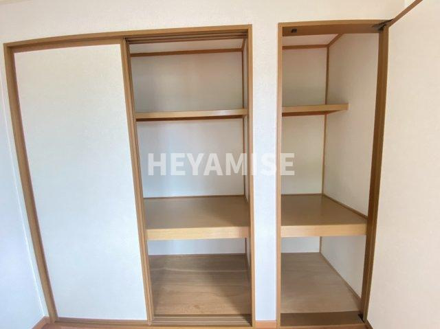 ミレニアム2000 B棟の収納