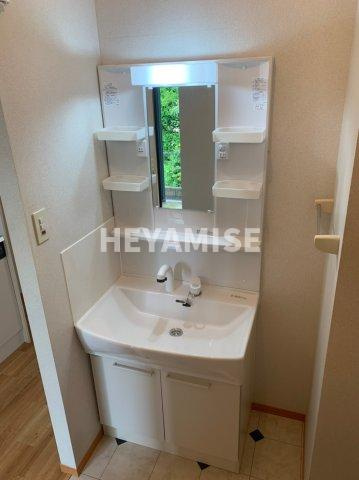 ミレニアムスクウェアA棟の洗面所|※室内画像は別号室のもの