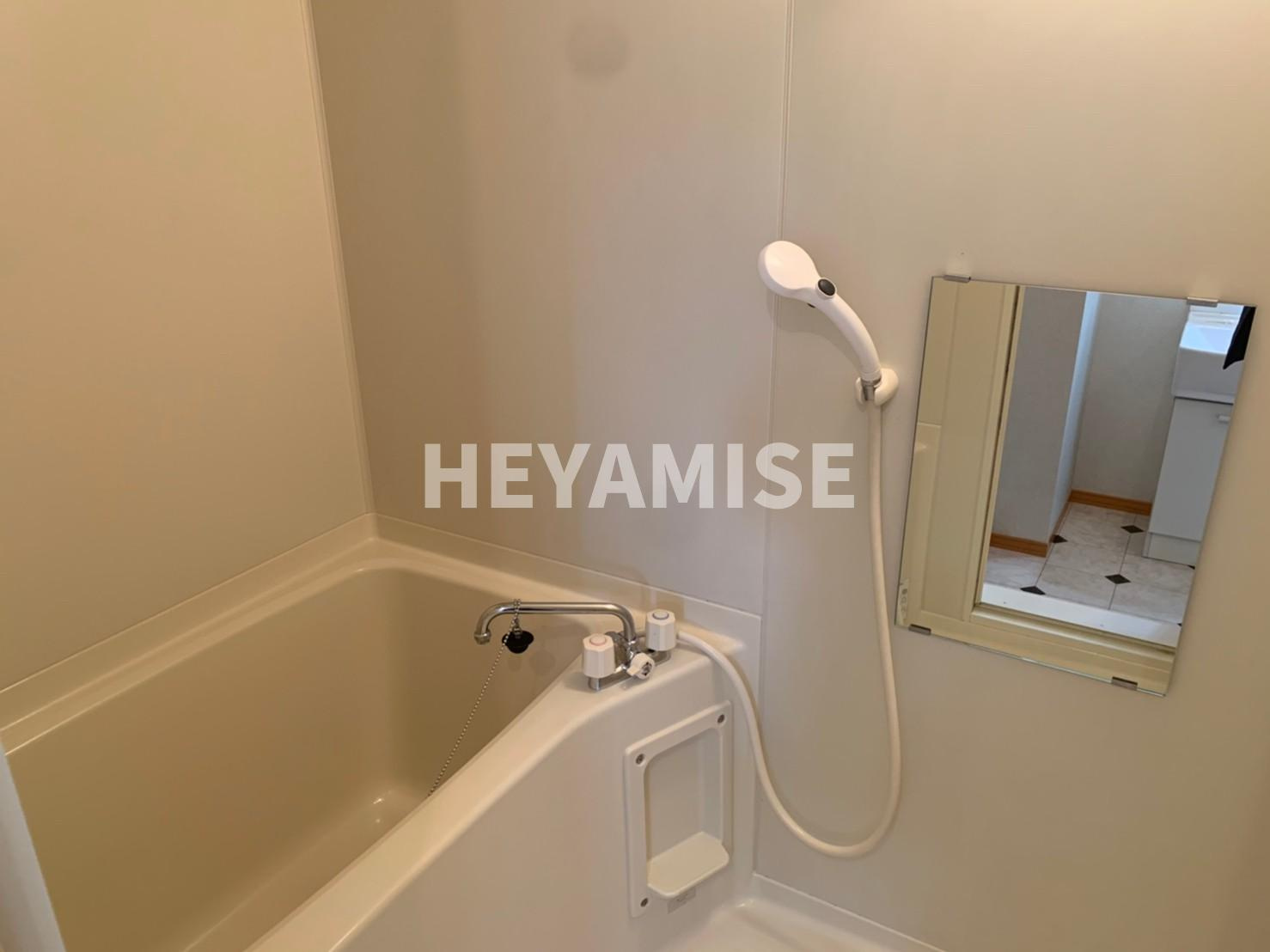 ミレニアムスクウェアA棟の浴室|※室内画像は別号室のもの