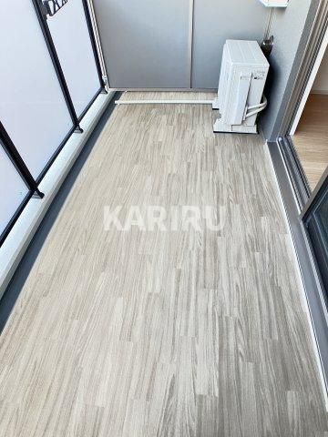 プラウディア今里のバルコニー