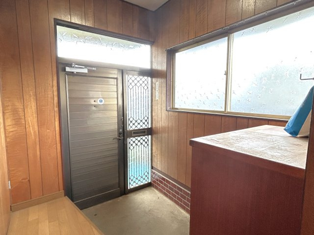 【玄関】 | 坂東市岩井　中古戸建
