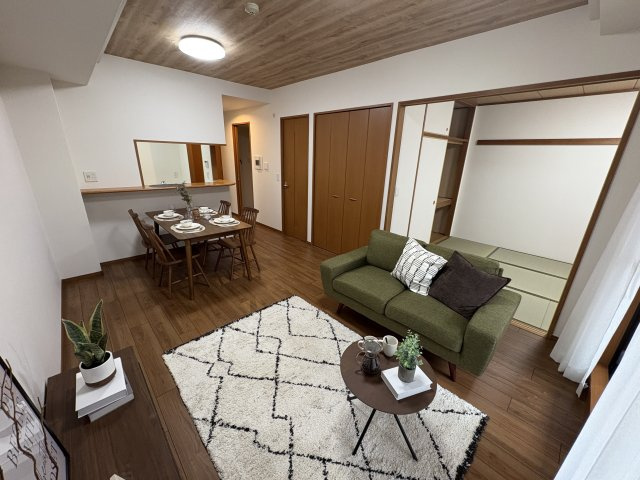 【居間・リビング】の画像