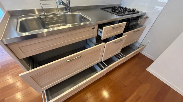 サンコーポ川口のキッチン|お料理しやすいキッチンです