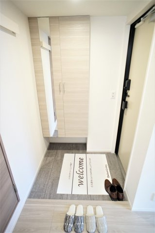 習志野市谷津７丁目のアパートの玄関