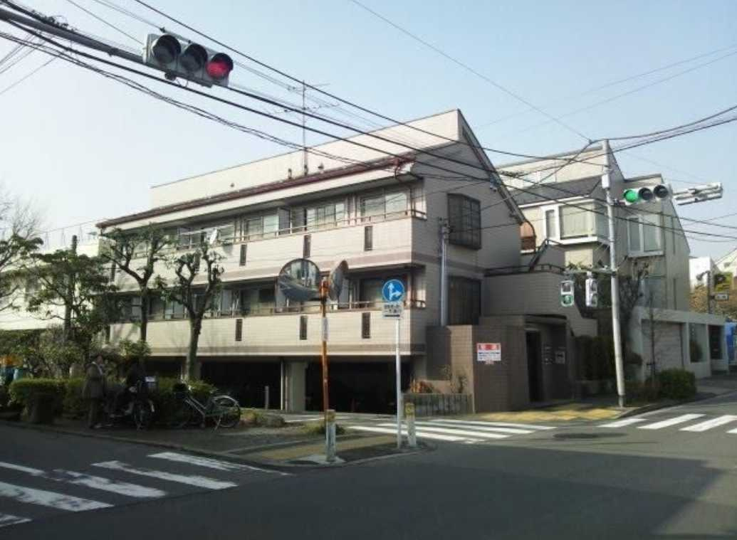 SANPOH東が丘　南向き　オートロック　外壁タイル貼りの外観