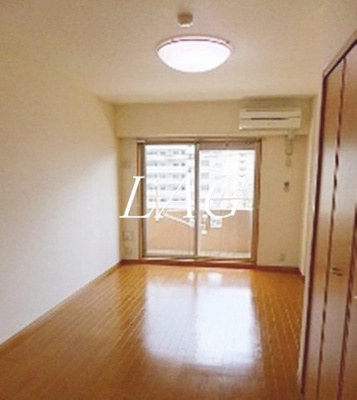 【居間・リビング】 | サンシャイン恵和 | 洋室のお部屋です。