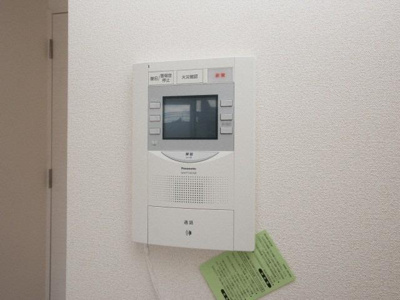 【セキュリティ】 | ファステート難波WESTパーク | モニター付きインターホンです