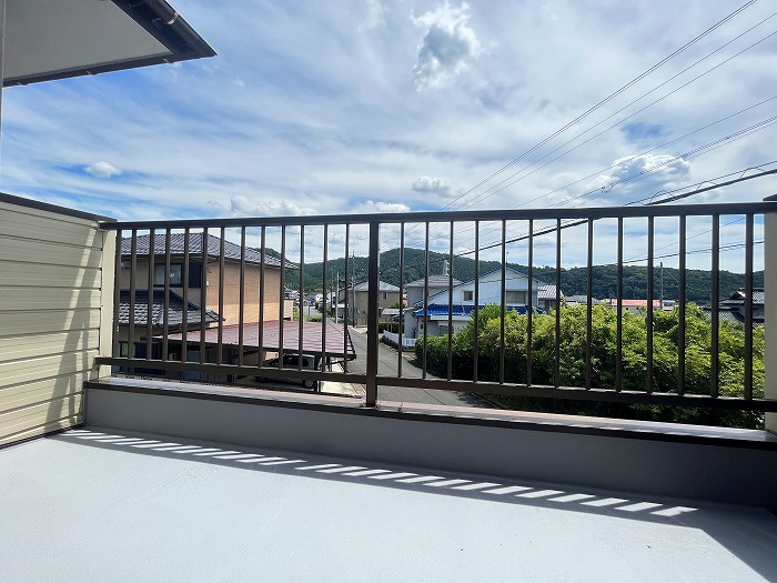 春日井市玉野町のバルコニー