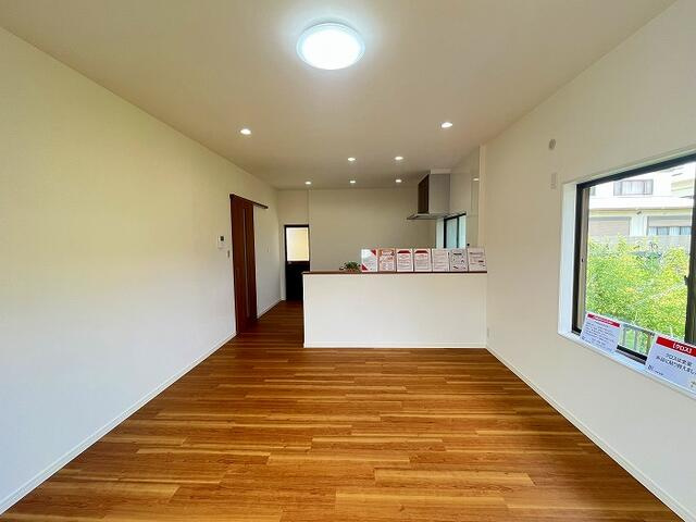 春日井市玉野町の居間・リビング