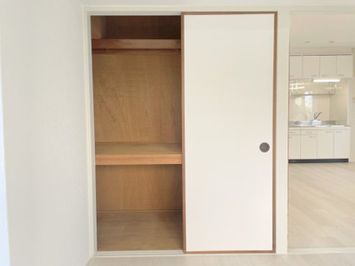 【寝室】 | メゾンブランカ　308 | 洋室6帖