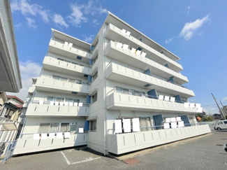 【外観】 | メゾンブランカ　308 | ■外装大規模修繕工事完了【２０１３．２施工】
■敷地内バイク置き場増設改修工事完了【２０２２．１２施工】