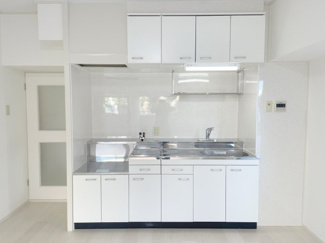 【居間・リビング】 | メゾンブランカ　308