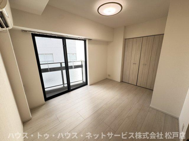 S-RESIDENCE松戸の居間・リビング