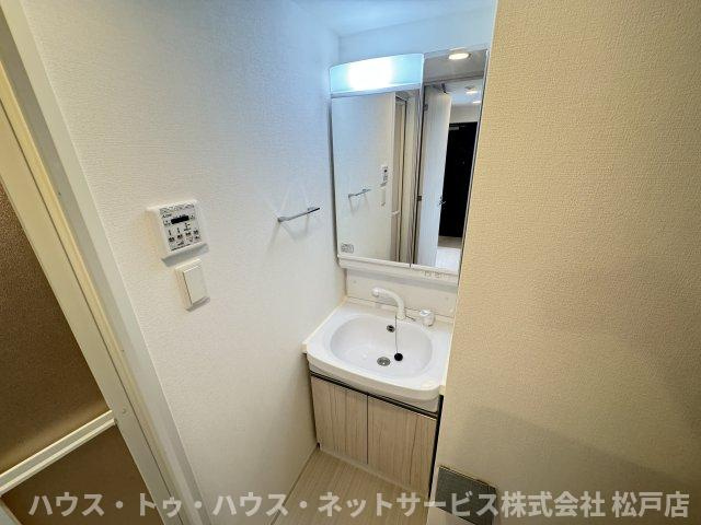 S-RESIDENCE松戸の洗面所