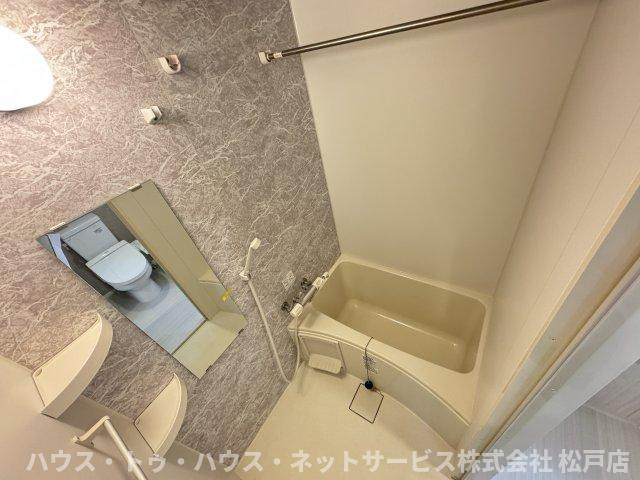 S-RESIDENCE松戸の浴室