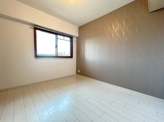 ◆室内リフォーム済み◆近鉄伏見駅徒歩６分◆南東角住戸４LDK◆ファミールハイツ京都伏見ステージ２の洋室|洋室