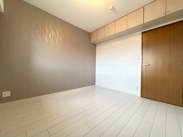 ◆室内リフォーム済み◆近鉄伏見駅徒歩６分◆南東角住戸４LDK◆ファミールハイツ京都伏見ステージ２の洋室|洋室