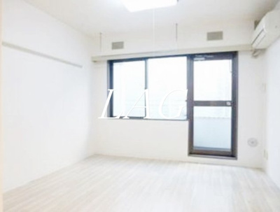 【居間・リビング】 | シルフィード白金 | 洋室のお部屋です。