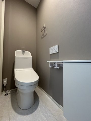 【トイレ】 | 近江八幡市若宮町 | プライベート空間として機能や内装にこだわった、優しい雰囲気のトイレはリラックス空間へ。