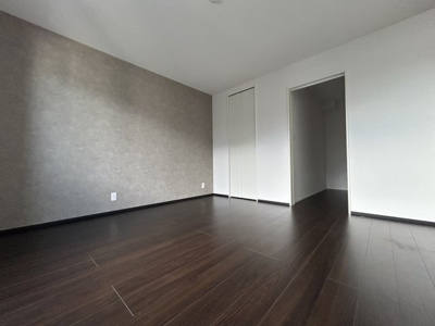 【洋室】 | 近江八幡市若宮町 | シンプル・イズ・ベストが基本。プレーンな空間を自分好みに。いつまでも快適に暮せる住まいへ。