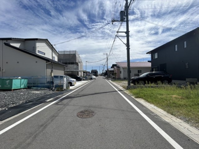 【前面道路含む現地写真】 | 近江八幡市若宮町