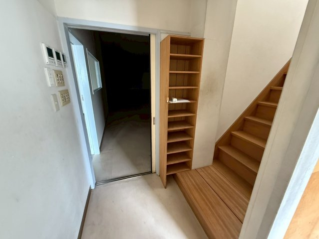 蒲郡市八百富町3丁目　貸店舗の内装