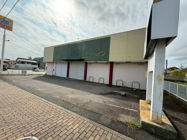 蒲郡市八百富町3丁目　貸店舗の外観