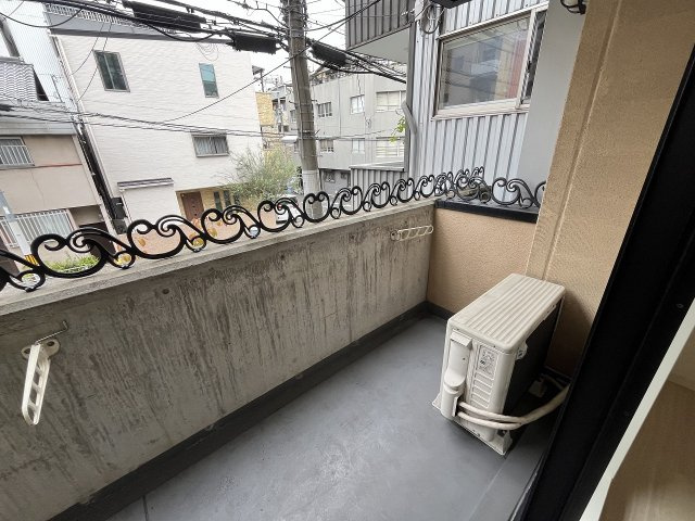 大阪市中央区上町１丁目の事務所のバルコニー