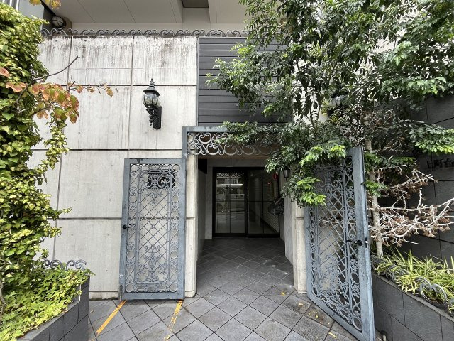 大阪市中央区上町１丁目の事務所の外観