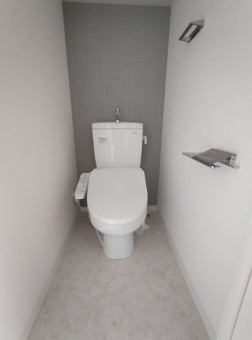 プロヴィスタ神戸三宮EASTの洗面所