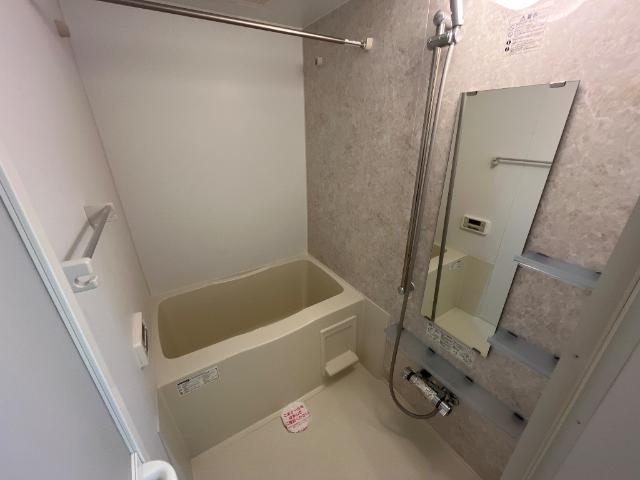 Ｓａｒｙ　ｄａ　ｃｏｒｙの浴室|バス