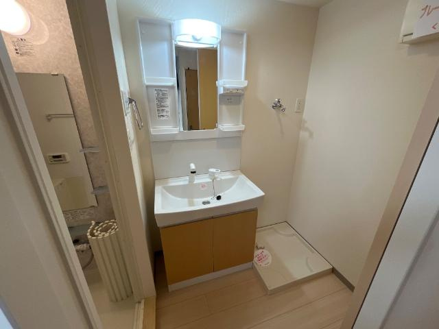 Ｓａｒｙ　ｄａ　ｃｏｒｙの洗面所|脱衣所