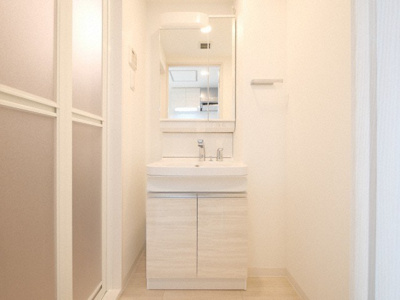 【洗面所】 | アドバンス天王寺南パキラ | 独立洗面台です