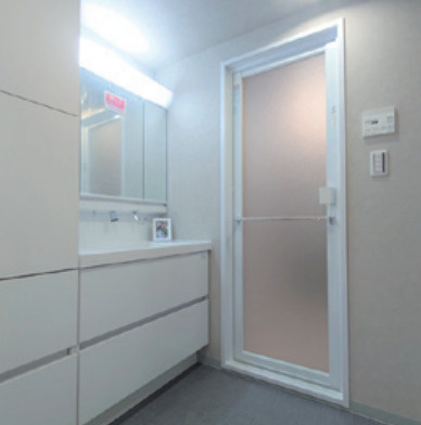 コスモ志木の独立洗面台|豊富な収納が嬉しい洗面化粧台