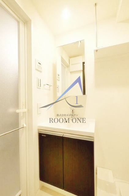 ラフィスタ新小岩Ⅲの洗面所|洗面台です。