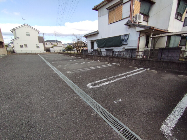 レジデンスＨ＆Ｋの駐車場