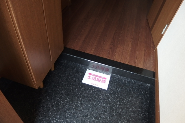 クレールスクエアの玄関