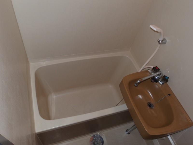 タウニー緑ヶ丘の浴室