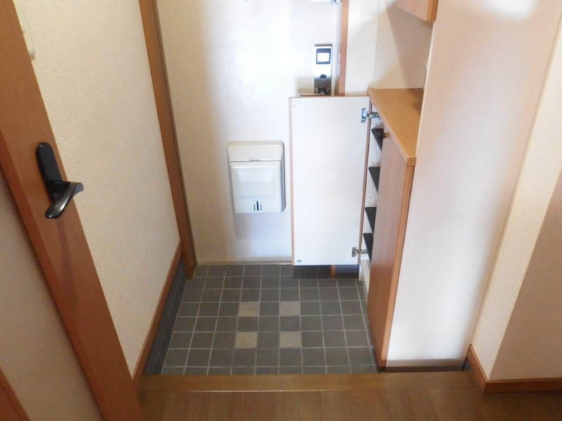 ハイメゾンあをいの玄関
