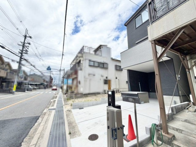 【前面道路含む現地写真】 | 北野田　新築一戸建