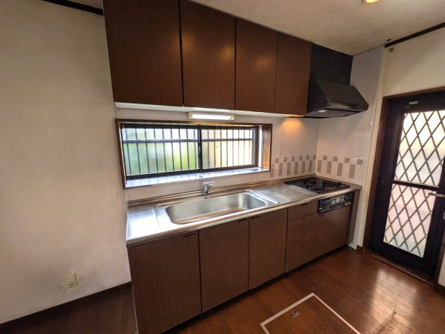 鶴ヶ島市上広谷中古戸建のキッチン