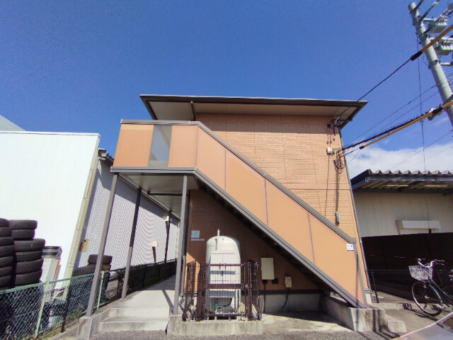 アクアヒルズの外観