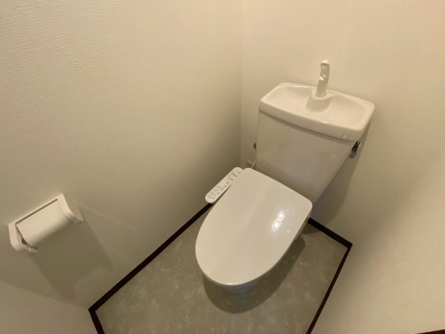 パークシティ水野B棟のトイレ|明るく清潔感のあるトイレです！