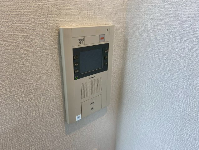 パークシティ水野B棟の設備|モニター付きインターホンでお子様のお留守番や女性にも安心です！